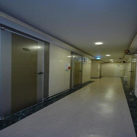 Eel Guesthouse Сеул Экстерьер фото