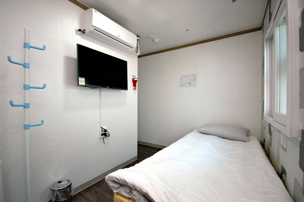 Eel Guesthouse Сеул Экстерьер фото