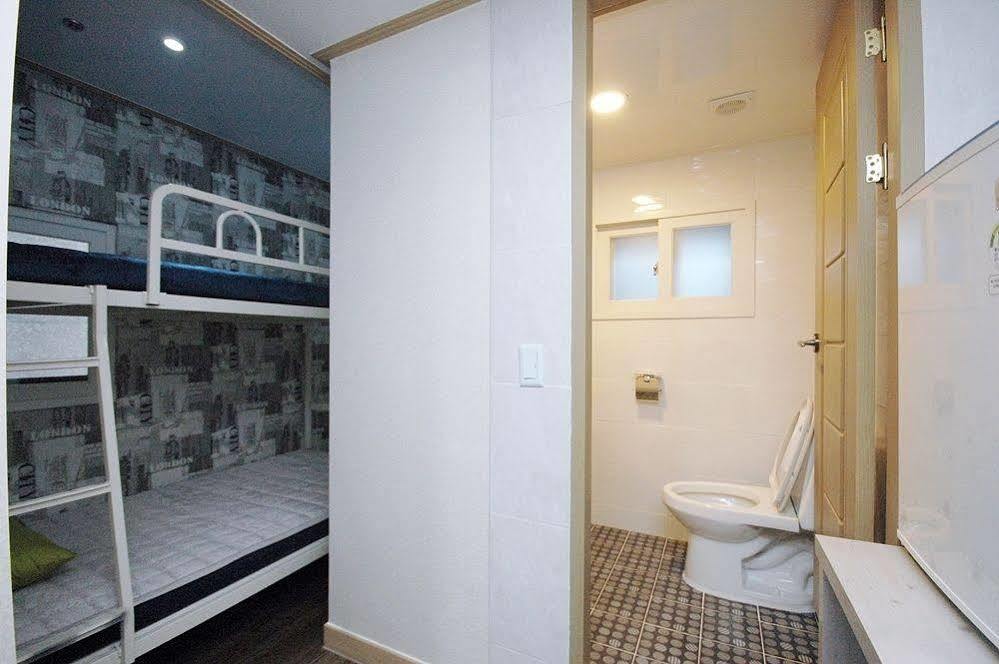 Eel Guesthouse Сеул Экстерьер фото
